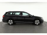 VW Passat bei Sportwagen.expert - Abbildung (6 / 15)