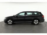 VW Passat bei Sportwagen.expert - Abbildung (2 / 15)