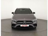 Mercedes-Benz E-Klasse bei Sportwagen.expert - Abbildung (8 / 15)