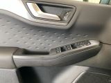 Ford Kuga bei Sportwagen.expert - Abbildung (9 / 15)