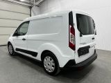Ford CONNECT 220 1.5 TDCI bei Sportwagen.expert - Abbildung (3 / 15)