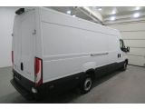 Iveco Daily bei Sportwagen.expert - Abbildung (5 / 15)