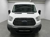 Ford Transit bei Sportwagen.expert - Abbildung (8 / 15)