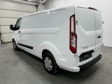 Ford CUSTOM 300 2.0 TDCI bei Sportwagen.expert - Abbildung (3 / 15)