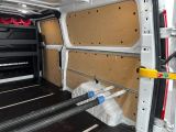 Ford CUSTOM 300 2.0 TDCI bei Sportwagen.expert - Abbildung (14 / 15)