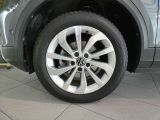 VW T-Roc bei Sportwagen.expert - Abbildung (6 / 15)