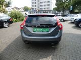 Volvo V60 bei Sportwagen.expert - Abbildung (7 / 15)