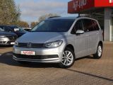 VW Touran bei Sportwagen.expert - Abbildung (2 / 15)