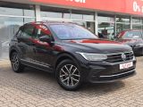 VW Tiguan bei Sportwagen.expert - Abbildung (3 / 15)