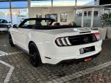 Ford Mustang bei Sportwagen.expert - Abbildung (4 / 10) Ford Mustang bei Sportwagen.expert - Abbildung (4 / 10)