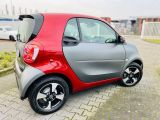 Smart smart fortwo bei Sportwagen.expert - Abbildung (6 / 15)