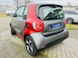 Smart smart fortwo bei Sportwagen.expert - Abbildung (4 / 15)