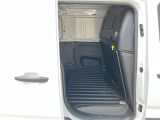 Opel Combo bei Sportwagen.expert - Abbildung (13 / 14)