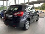 Suzuki SX4 S-Cross bei Sportwagen.expert - Abbildung (2 / 15) Suzuki SX4 S-Cross bei Sportwagen.expert - Abbildung (2 / 15)