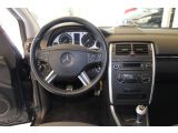 Mercedes-Benz B-Klasse bei Sportwagen.expert - Abbildung (10 / 14)