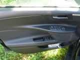 Jaguar XE bei Sportwagen.expert - Abbildung (4 / 14)