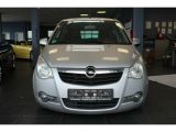 Opel Agila bei Sportwagen.expert - Abbildung (2 / 11)