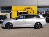 Opel Astra bei Sportwagen.expert - Abbildung (8 / 15)