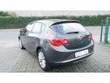 Opel Astra bei Sportwagen.expert - Abbildung (6 / 15) Opel Astra bei Sportwagen.expert - Abbildung (6 / 15)