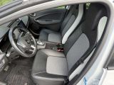 Renault Zoe bei Sportwagen.expert - Abbildung (8 / 10) Renault Zoe bei Sportwagen.expert - Abbildung (8 / 10)