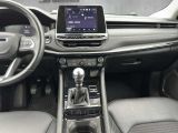Jeep Compass bei Sportwagen.expert - Abbildung (6 / 15) Jeep Compass bei Sportwagen.expert - Abbildung (6 / 15)