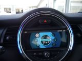 Mini Cooper bei Sportwagen.expert - Abbildung (8 / 15)