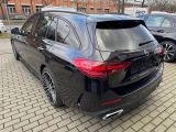 Mercedes-Benz C-Klasse bei Sportwagen.expert - Abbildung (8 / 15)