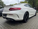 Mercedes-Benz C-Klasse bei Sportwagen.expert - Abbildung (7 / 15)