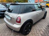 Mini Cooper bei Sportwagen.expert - Abbildung (4 / 15)