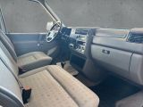 VW Caravelle bei Sportwagen.expert - Abbildung (11 / 15)