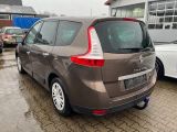 Renault Scenic bei Sportwagen.expert - Abbildung (6 / 11)