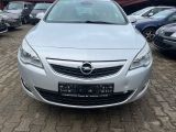 Opel Astra bei Sportwagen.expert - Abbildung (2 / 9)