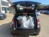 Dacia Duster bei Sportwagen.expert - Abbildung (11 / 12)