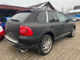 Porsche Cayenne bei Sportwagen.expert - Abbildung (4 / 10)