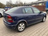 Opel Astra bei Sportwagen.expert - Abbildung (4 / 11)