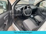 Opel Combo bei Sportwagen.expert - Abbildung (9 / 15)