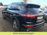 Porsche Cayenne bei Sportwagen.expert - Abbildung (9 / 15)