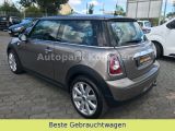 Mini One bei Sportwagen.expert - Abbildung (8 / 15)