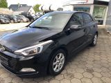 Hyundai i20 bei Sportwagen.expert - Abbildung (6 / 15)