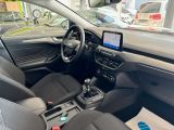 Ford Focus Turnier bei Sportwagen.expert - Abbildung (12 / 15)