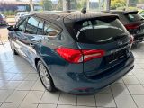Ford Focus Turnier bei Sportwagen.expert - Abbildung (8 / 15)