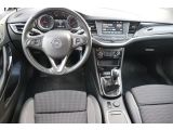 Opel Astra bei Sportwagen.expert - Abbildung (11 / 15)