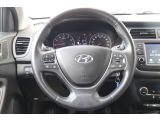 Hyundai i20 bei Sportwagen.expert - Abbildung (11 / 15)