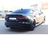Jaguar XE bei Sportwagen.expert - Abbildung (6 / 15)