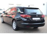 Opel Astra bei Sportwagen.expert - Abbildung (7 / 15)