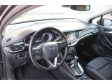 Opel Astra bei Sportwagen.expert - Abbildung (9 / 15)