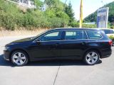 VW Passat bei Sportwagen.expert - Abbildung (2 / 15)