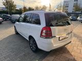 Opel Zafira bei Sportwagen.expert - Abbildung (4 / 15)