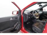 Mercedes-Benz B-Klasse bei Sportwagen.expert - Abbildung (13 / 15)