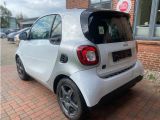 Smart smart fortwo bei Sportwagen.expert - Abbildung (4 / 15)